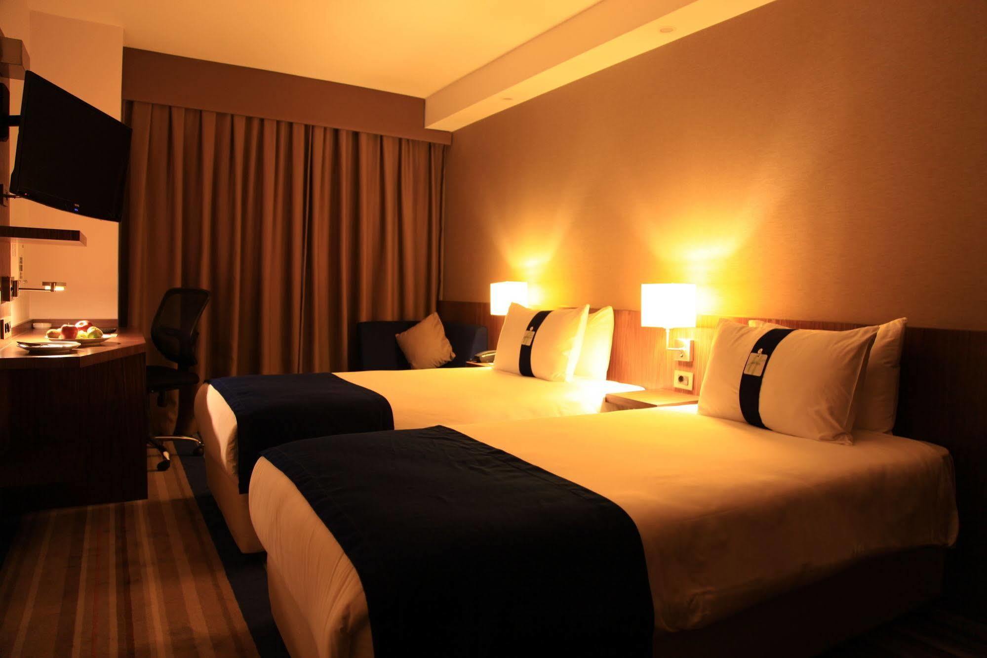 Liv City Hotels Istanboel Buitenkant foto